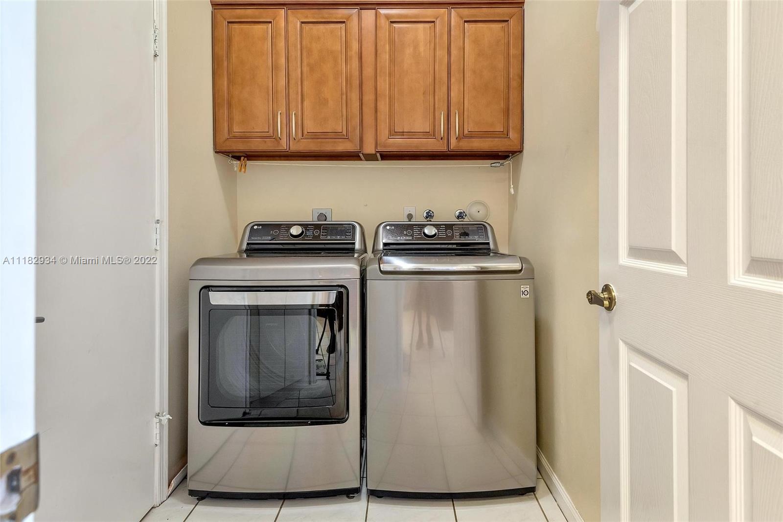 SILVER LAKES AT PEMBROKE - Residential