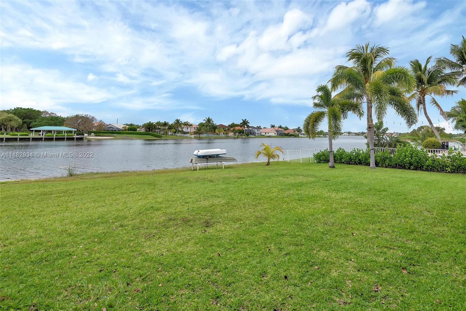 SILVER LAKES AT PEMBROKE - Residential