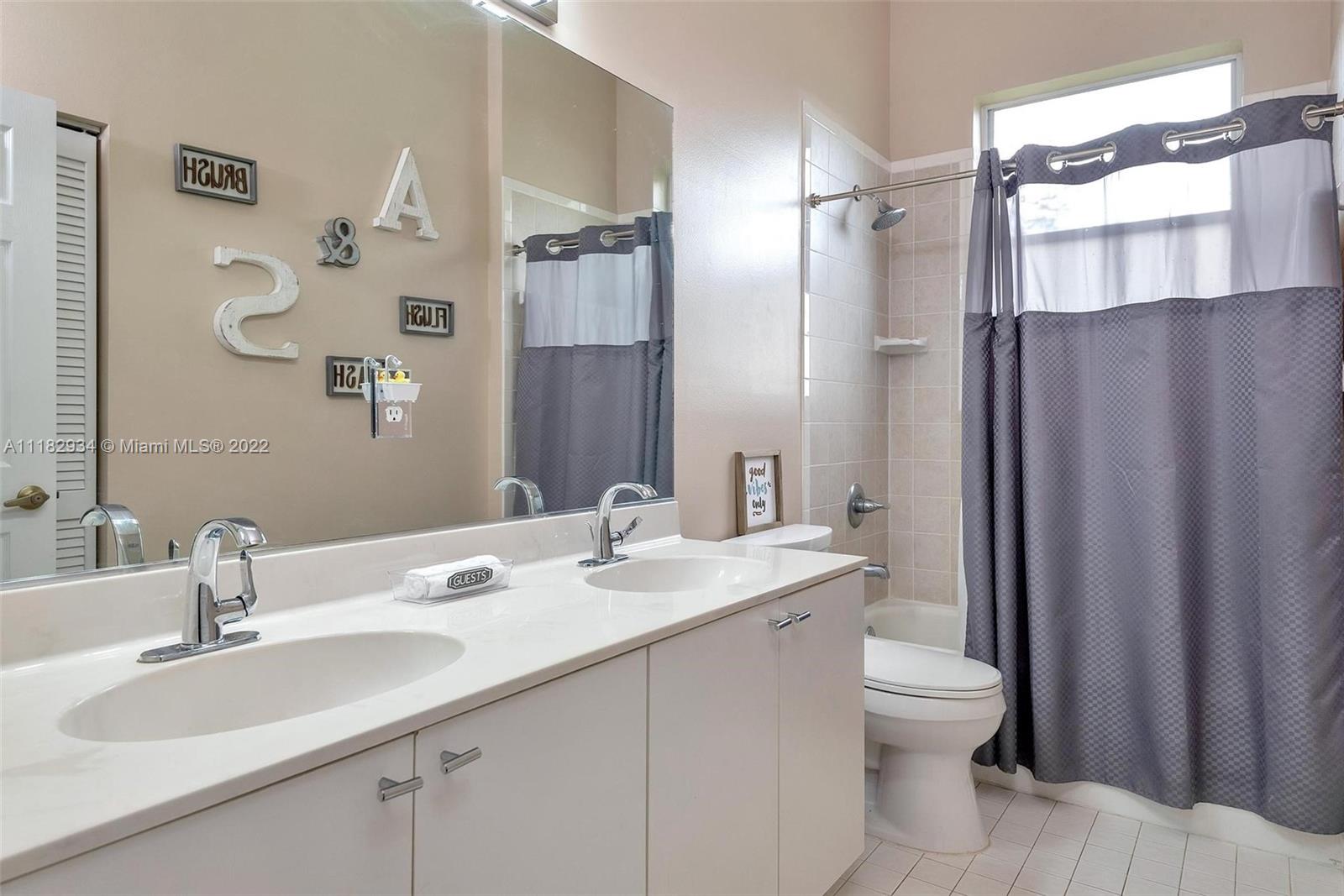 SILVER LAKES AT PEMBROKE - Residential