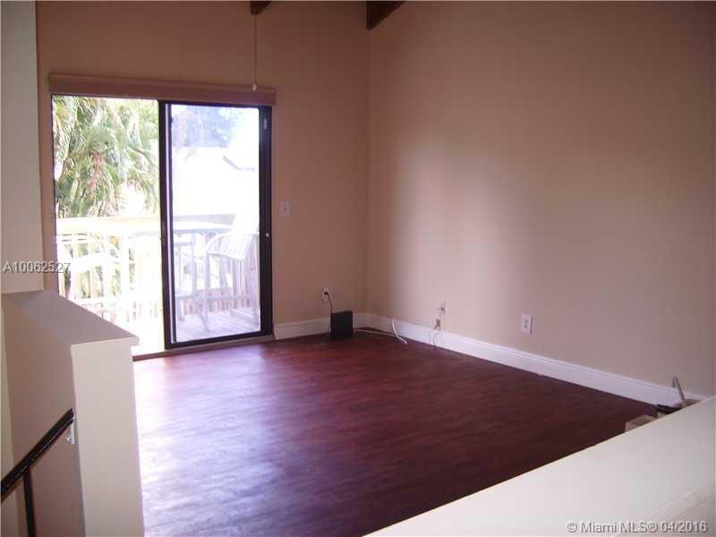 ARROWHEAD GOLF & TENNIS C - Residential Lease