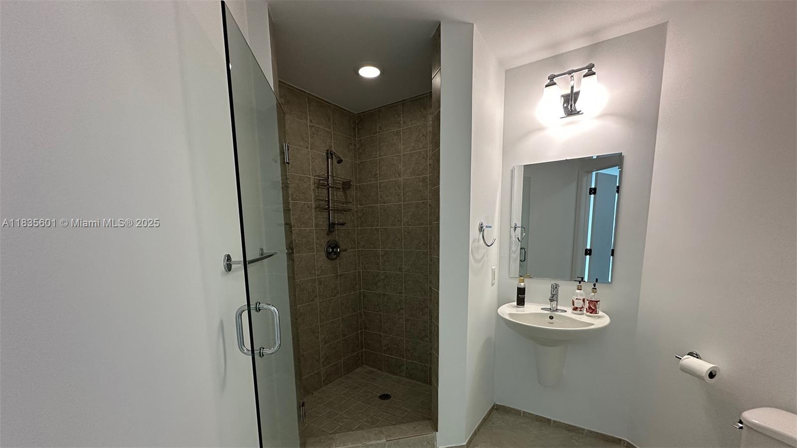 INFINITY AT BRICKELL COND - Residential Lease