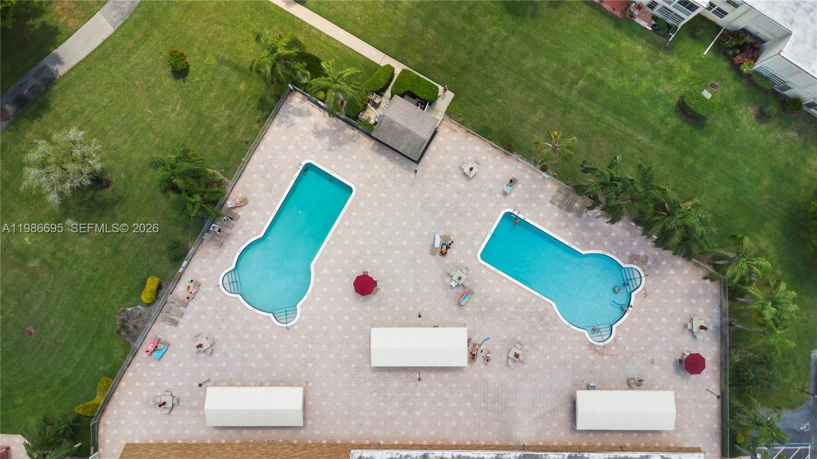 VILLAGES OF ORIOLE ABBEY - Residential