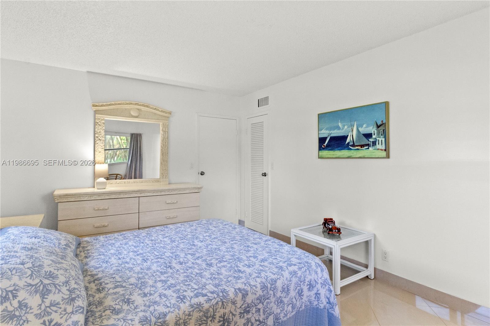 VILLAGES OF ORIOLE ABBEY - Residential