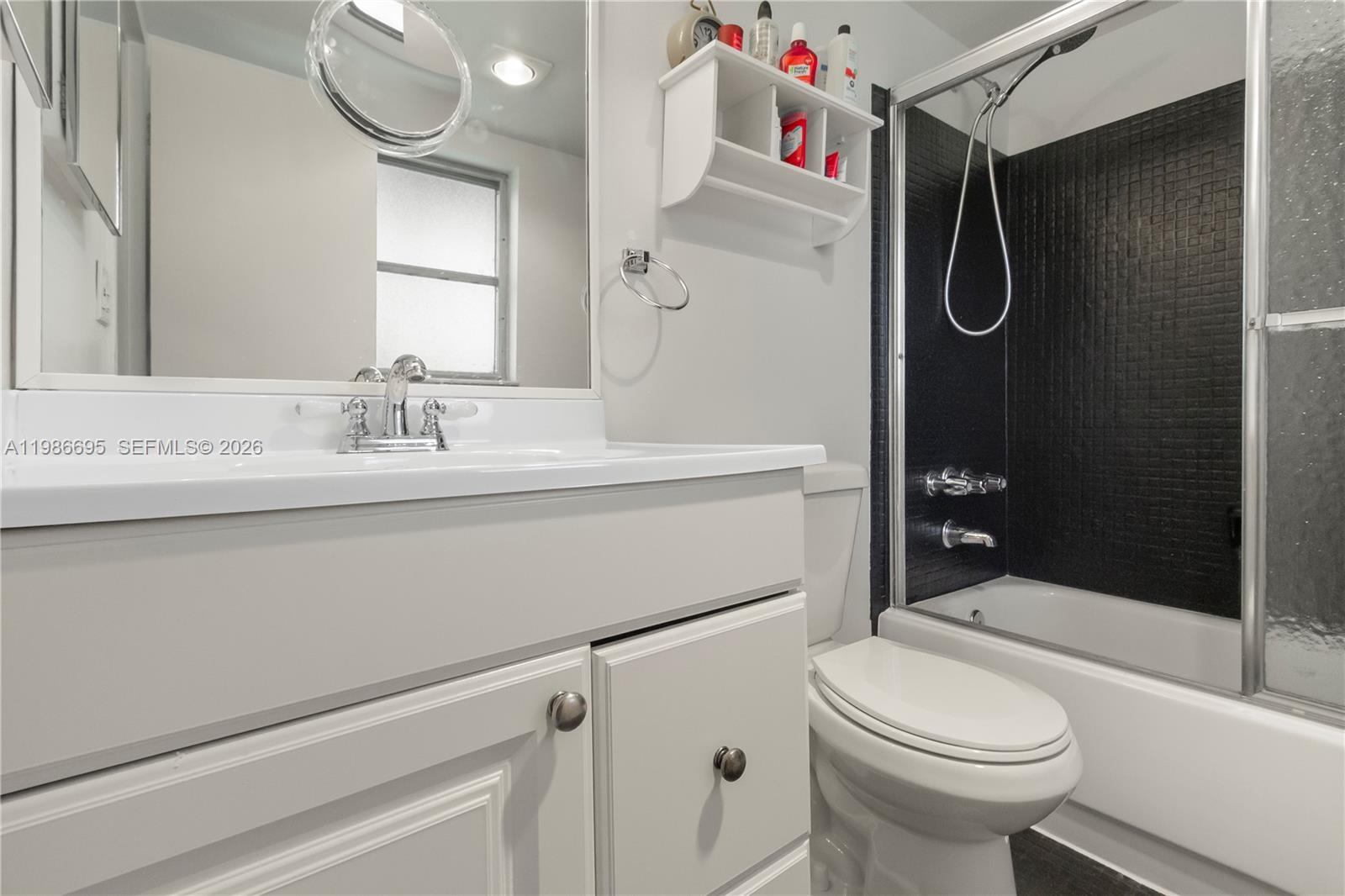 VILLAGES OF ORIOLE ABBEY - Residential