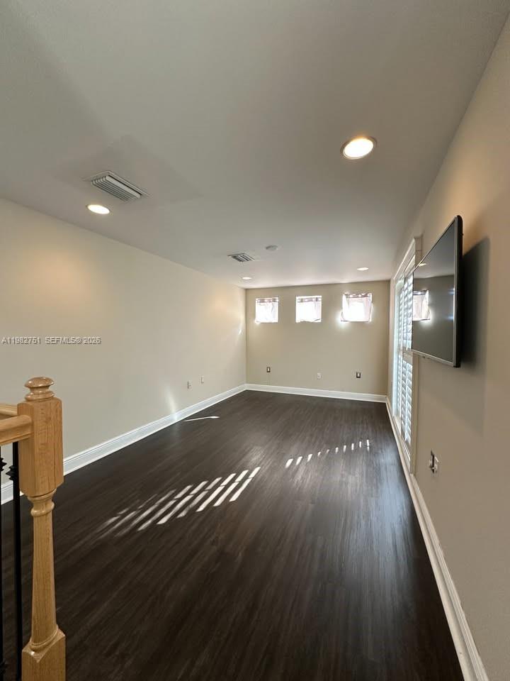 SAILBOAT BEND - Residential Lease