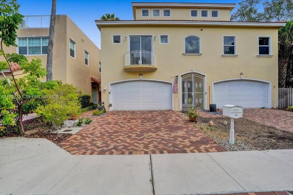 SAILBOAT BEND - Residential Lease