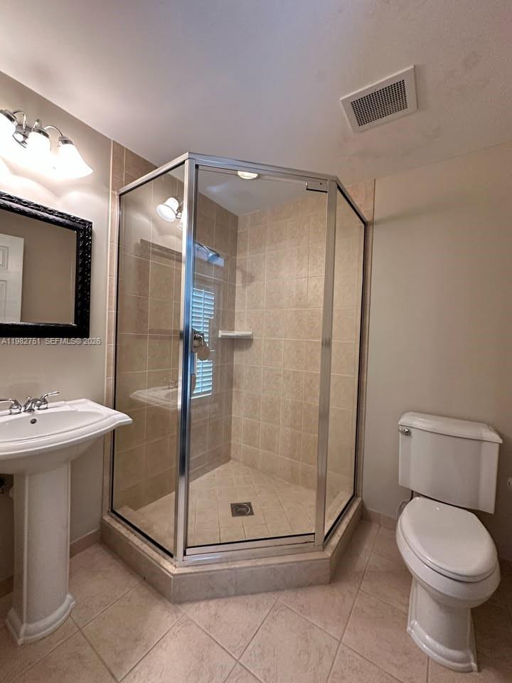 SAILBOAT BEND - Residential Lease