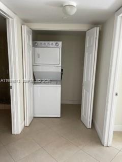 THE ASTON CONDO - Residential Lease