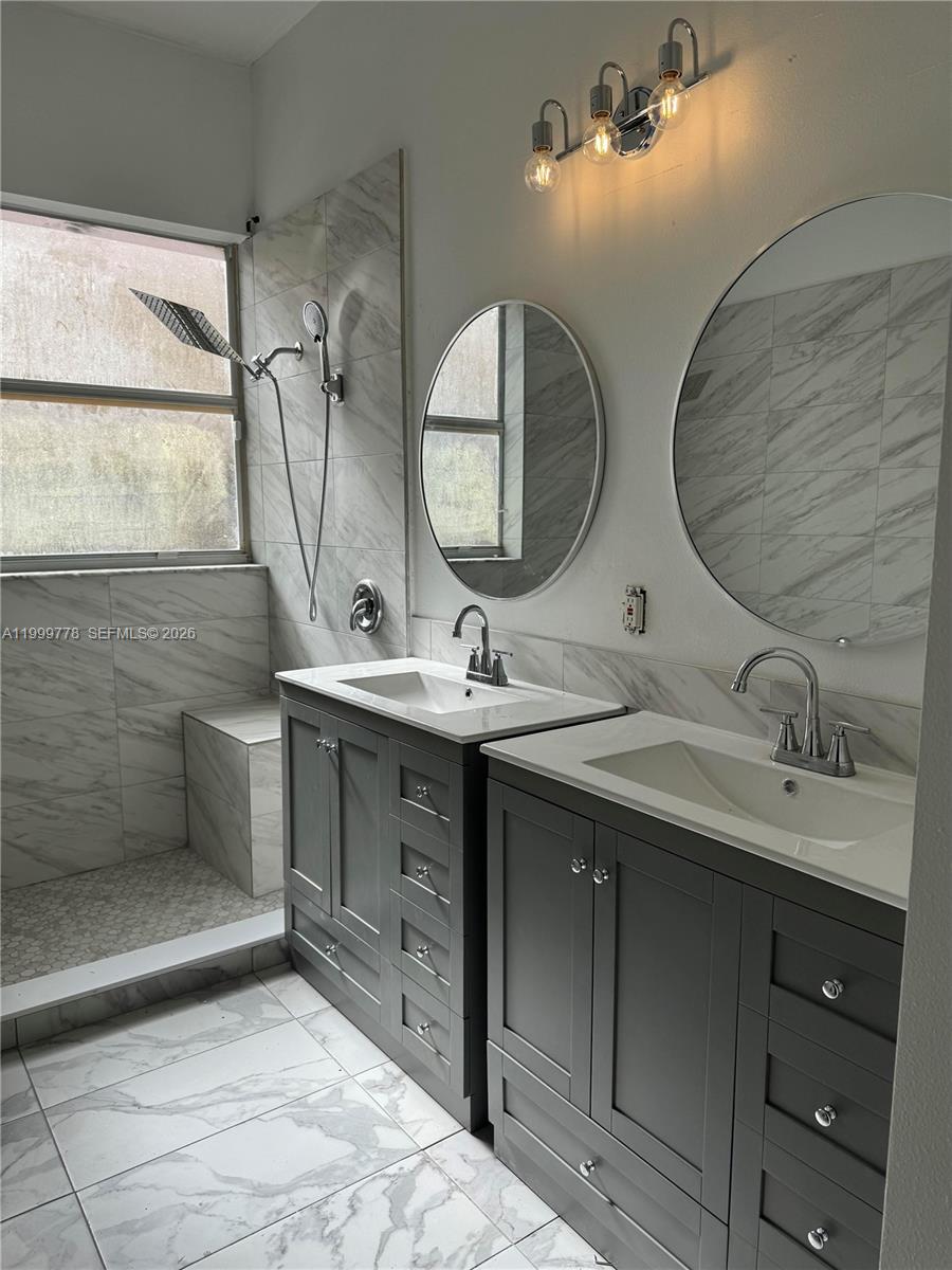 BELLAGIO AT VIZCAYA - Residential