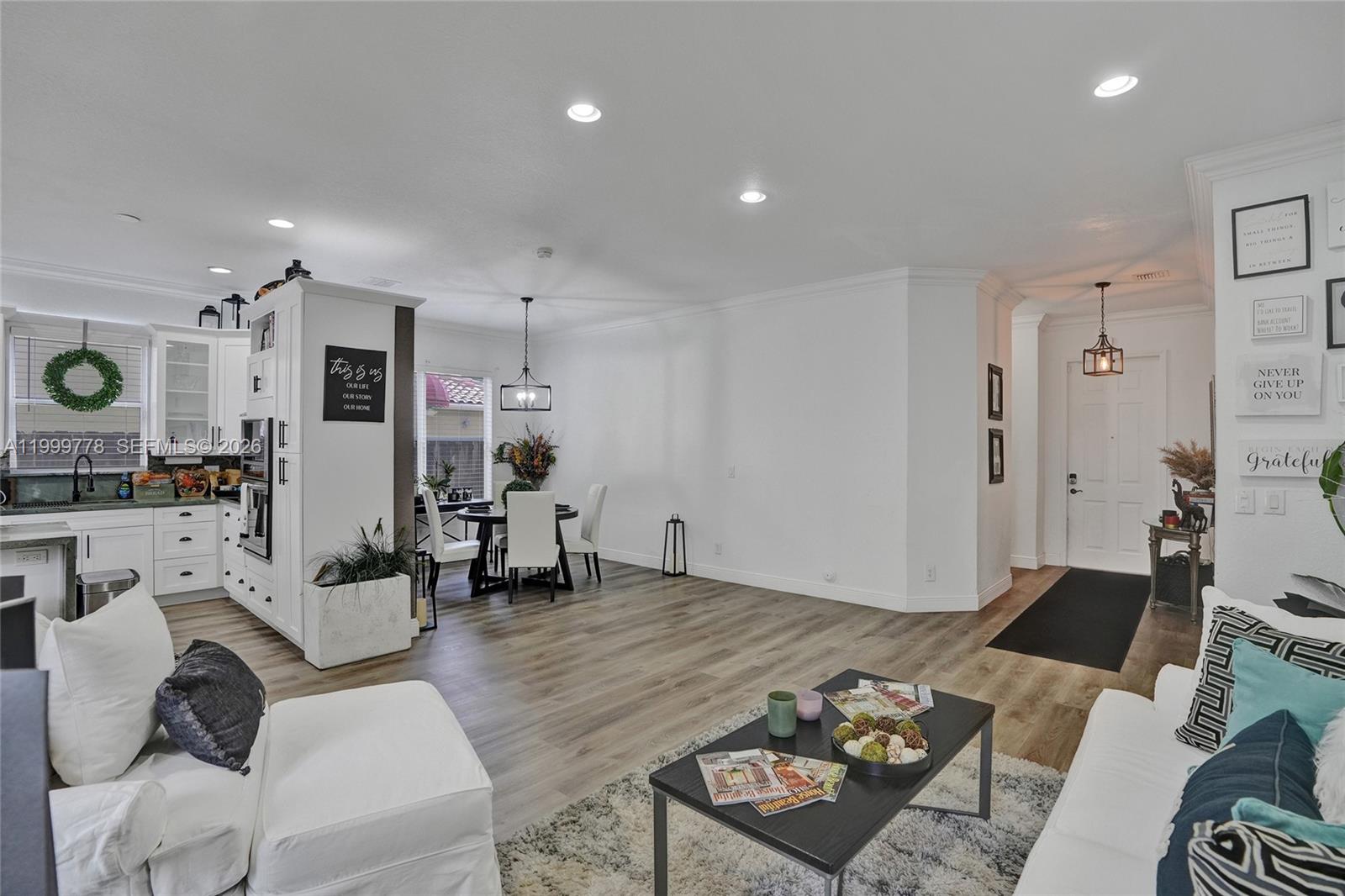 BELLAGIO AT VIZCAYA - Residential