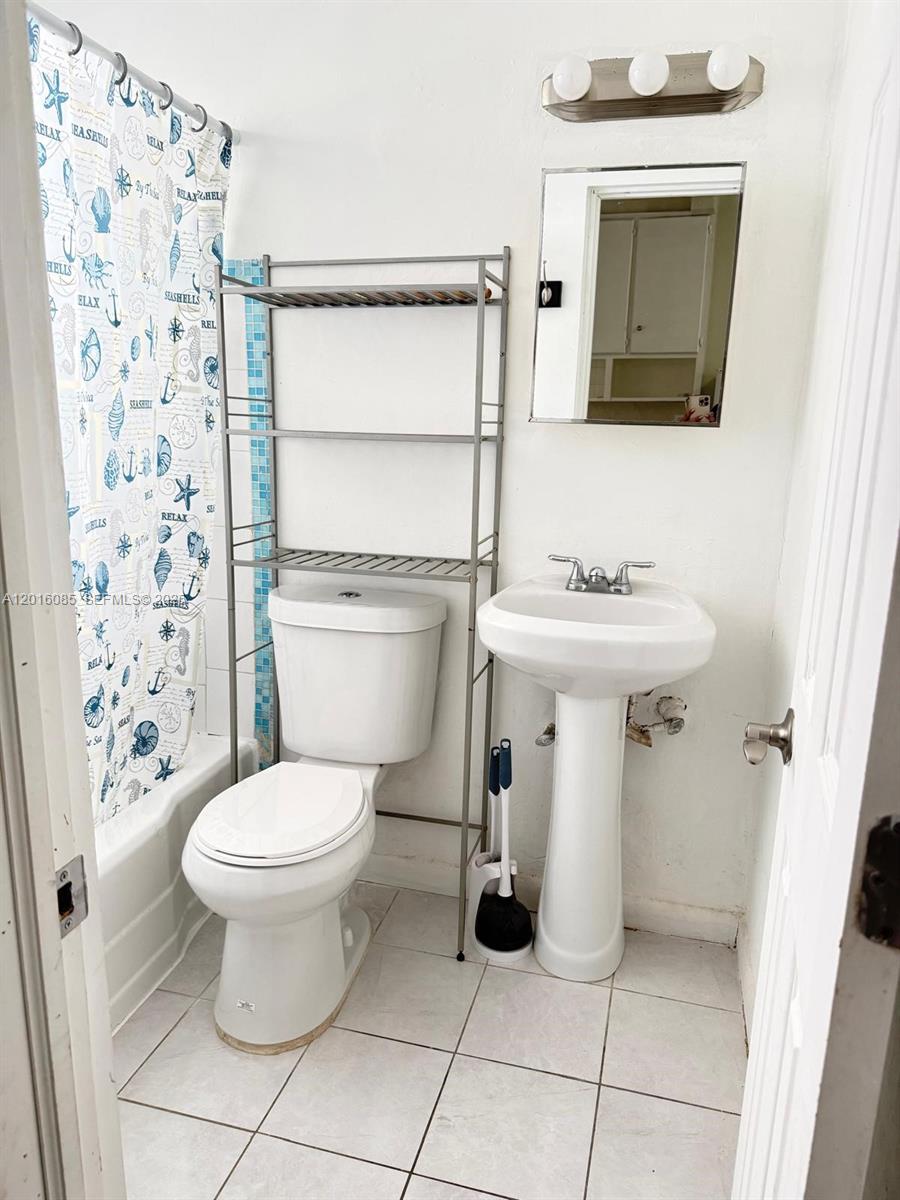 1005 MERIDIAN CONDO - Residential