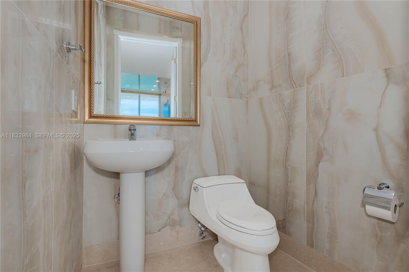 TRUMP PALACE CONDO - Residential