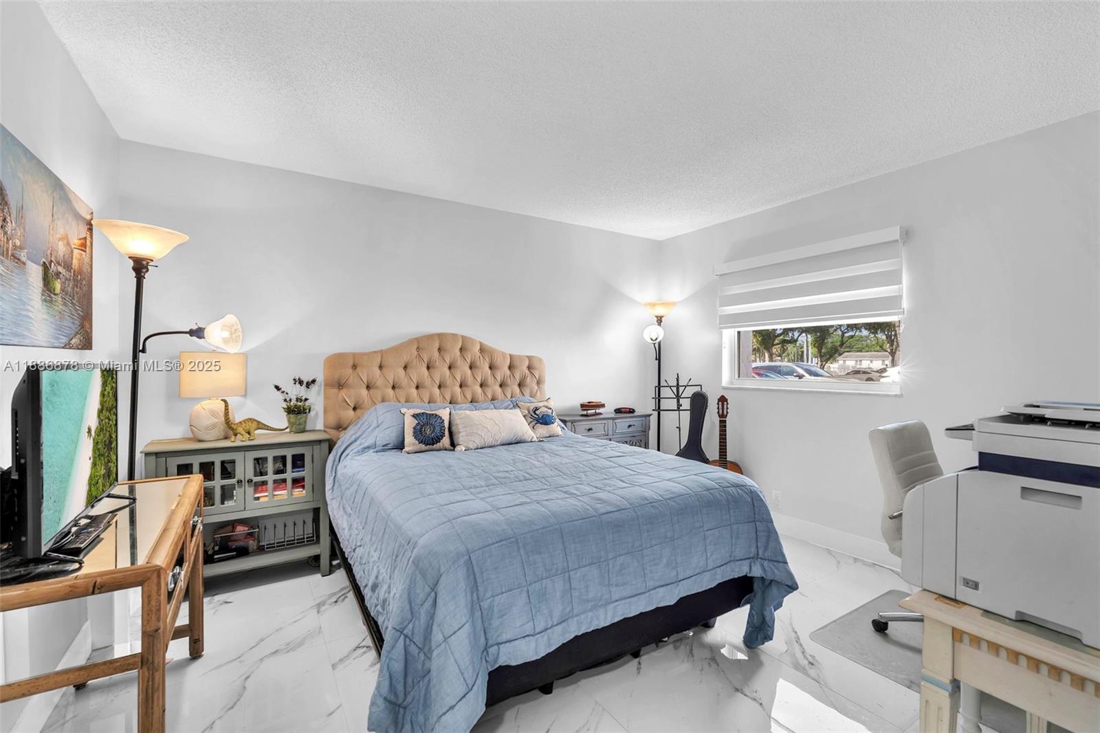 MEADOWBROOK LAKES CONDO - Residential