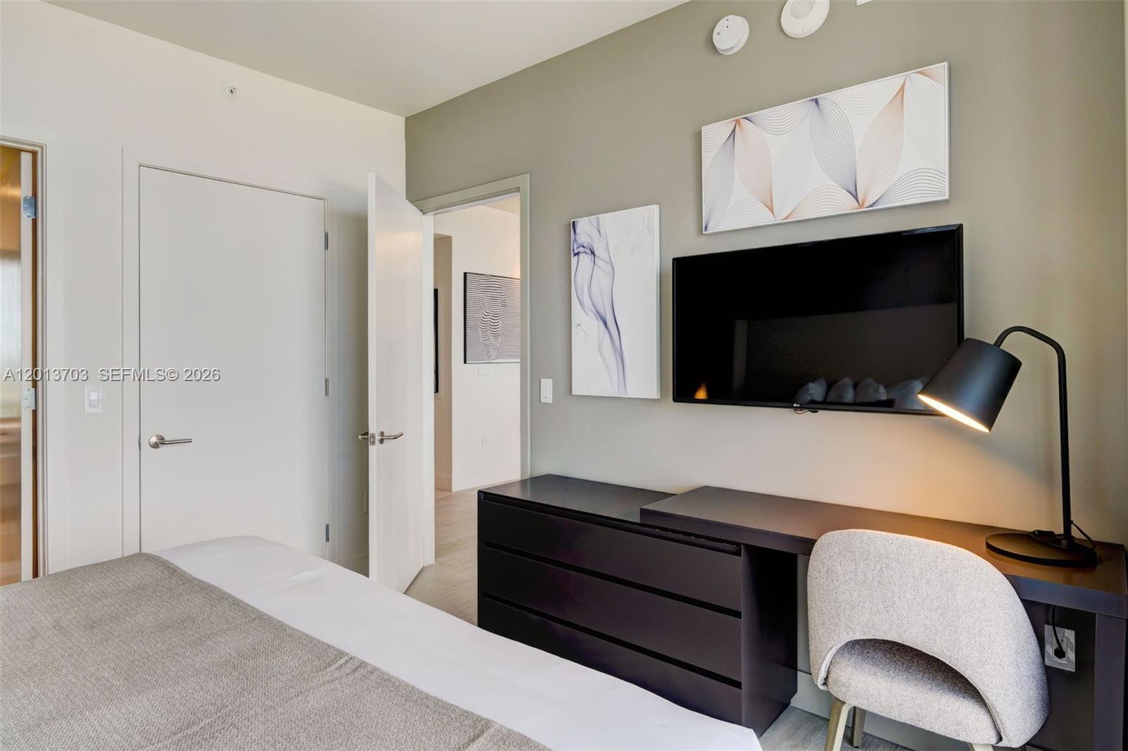 4010 SOUTH OCEAN CONDO - Residential