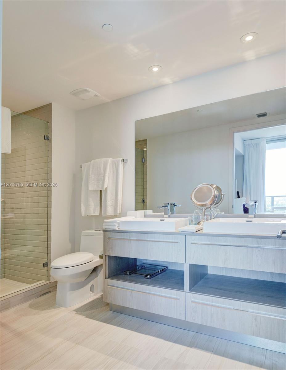 4010 SOUTH OCEAN CONDO - Residential