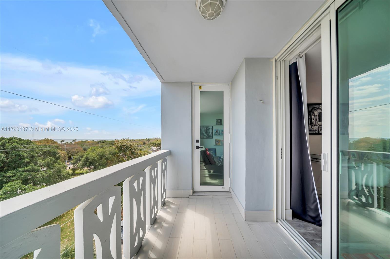 HARDING HALL CONDOMINIUM - Residential