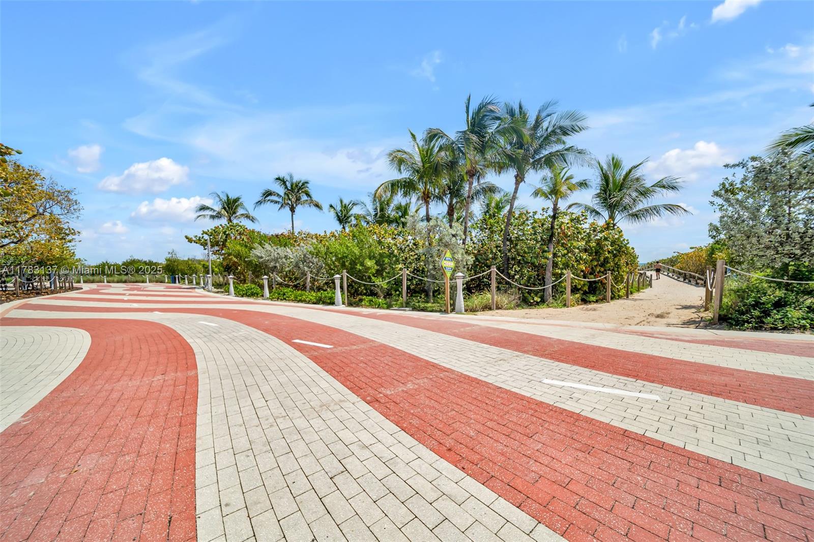 HARDING HALL CONDOMINIUM - Residential