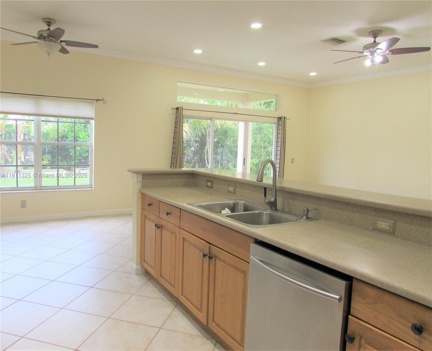 3851 Falcon Ridge Cir 3851