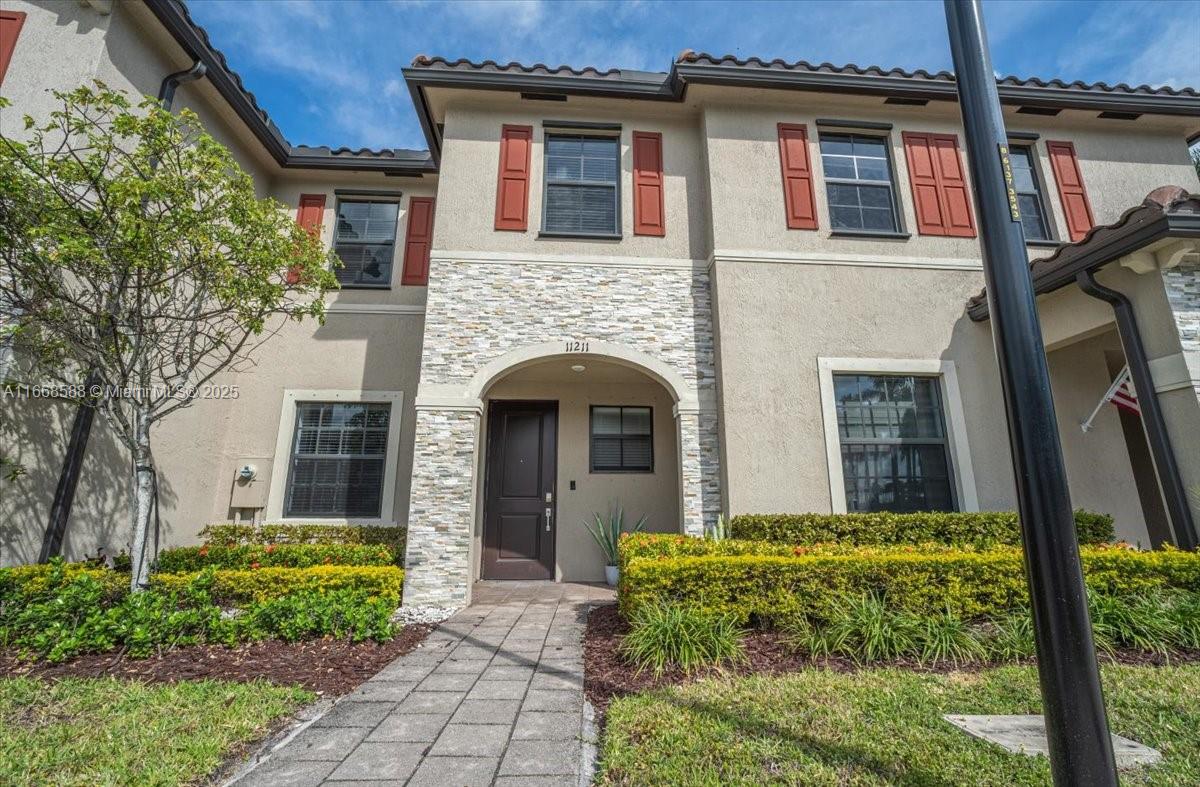 Property for Sale at 11211 Sw 249th St, Homestead, Miami-Dade County, Florida - Bedrooms: 3 
Bathrooms: 3  - $390,000