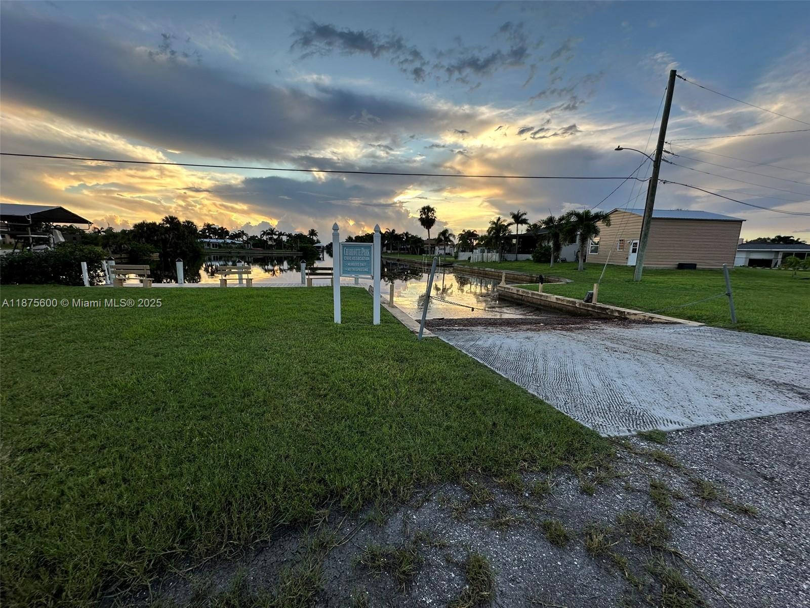 Charlotte Park - Residential