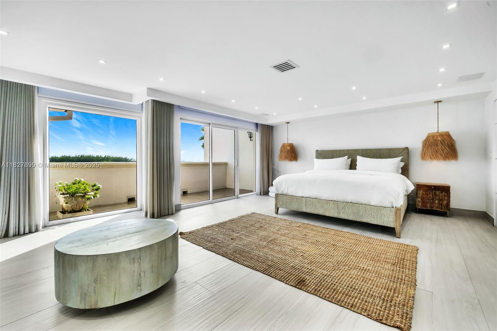 BAYSIDE VILLAGE CONDO - Residential