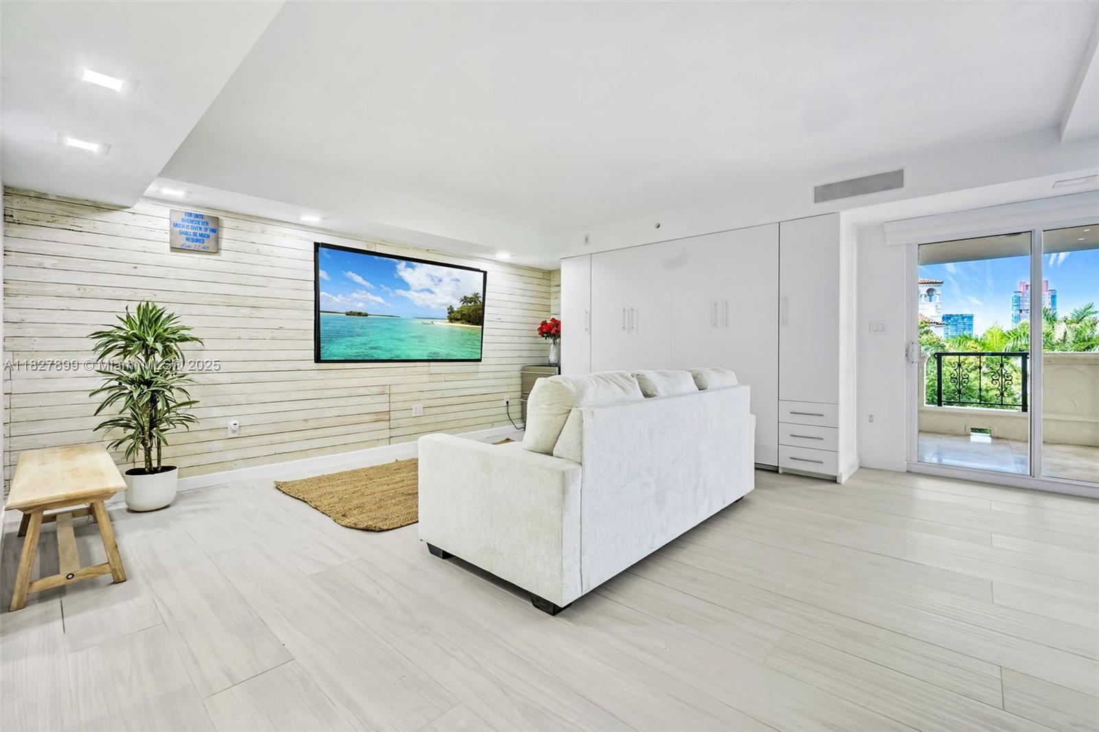 BAYSIDE VILLAGE CONDO - Residential