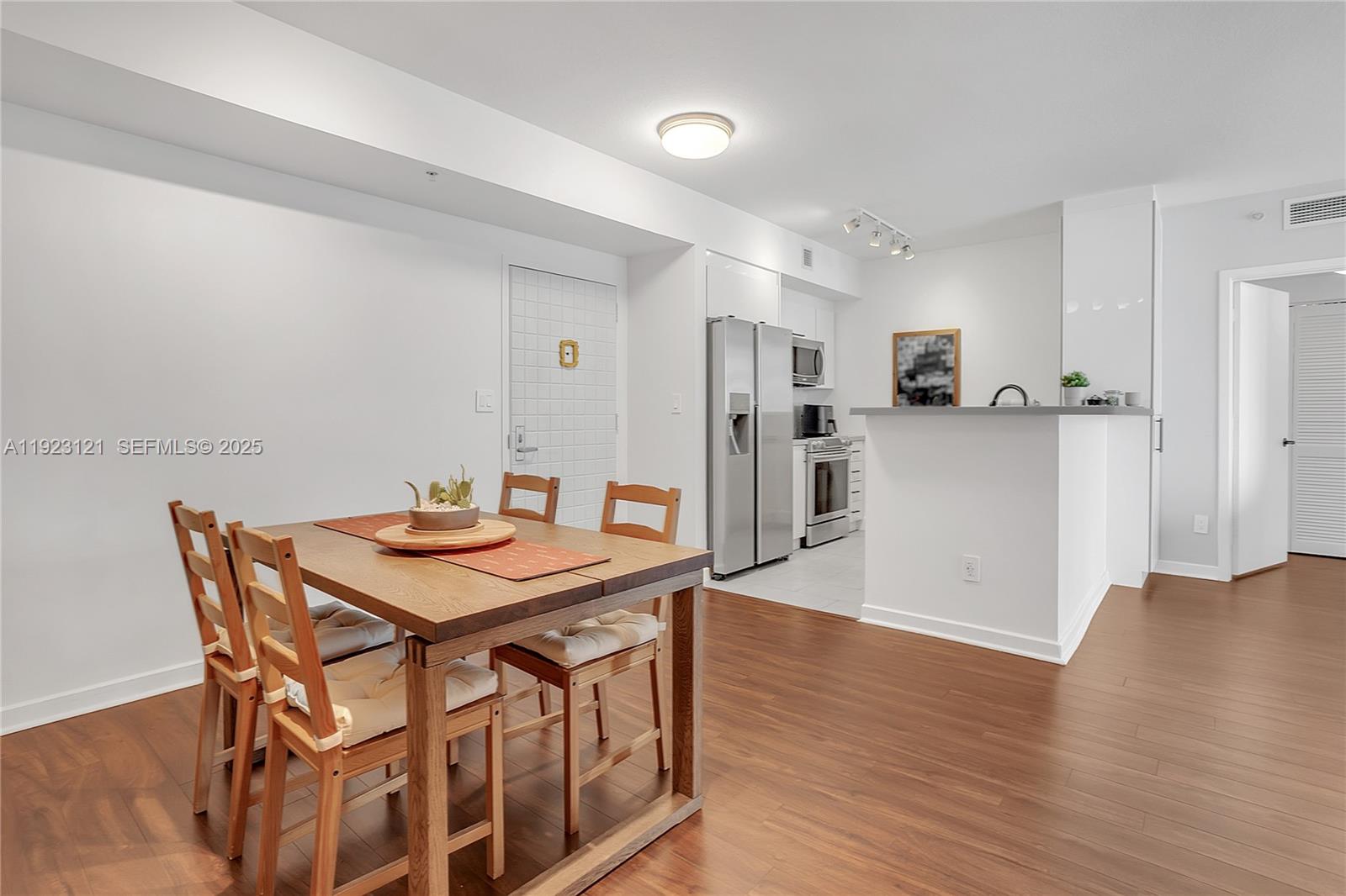 335 S Biscayne Blvd 3008