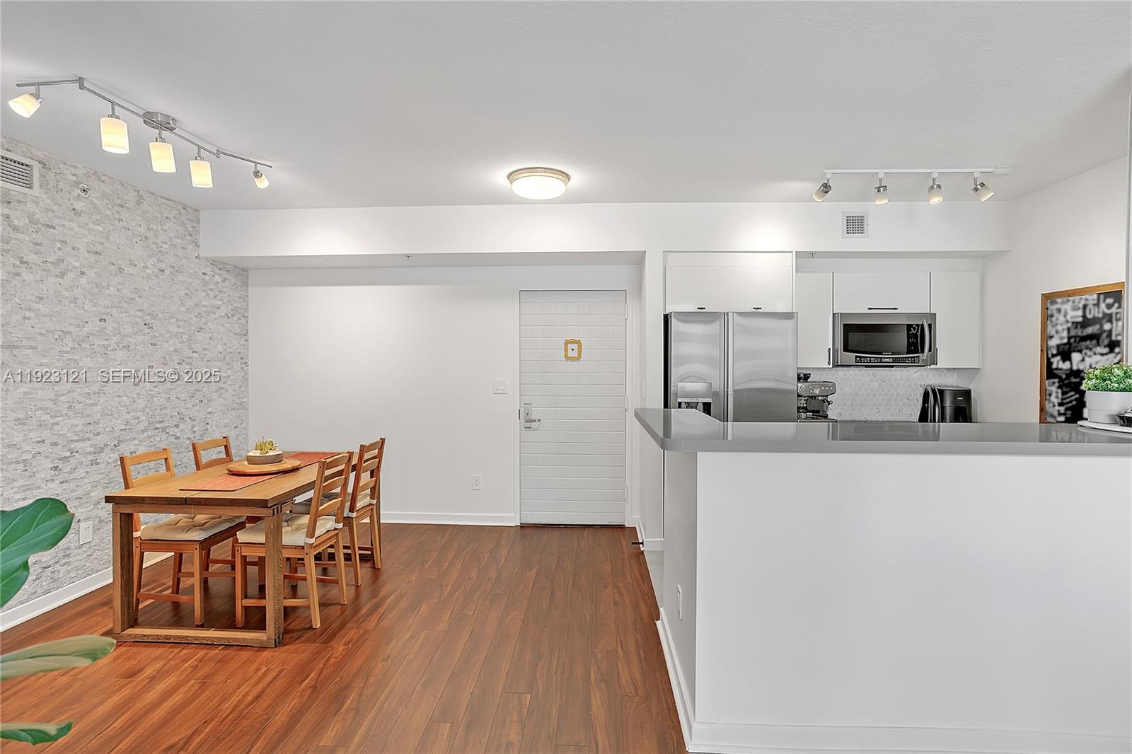 335 S Biscayne Blvd 3008