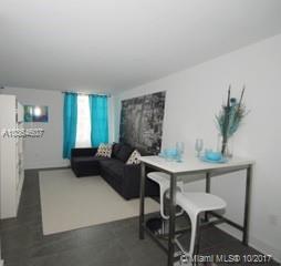 Beautiful updated Studio apartment, bright and tastefully furnished. In the heart of Miami South Beach, just two blocks from the Ocean. Available from Nov 1. Only Long Term!!