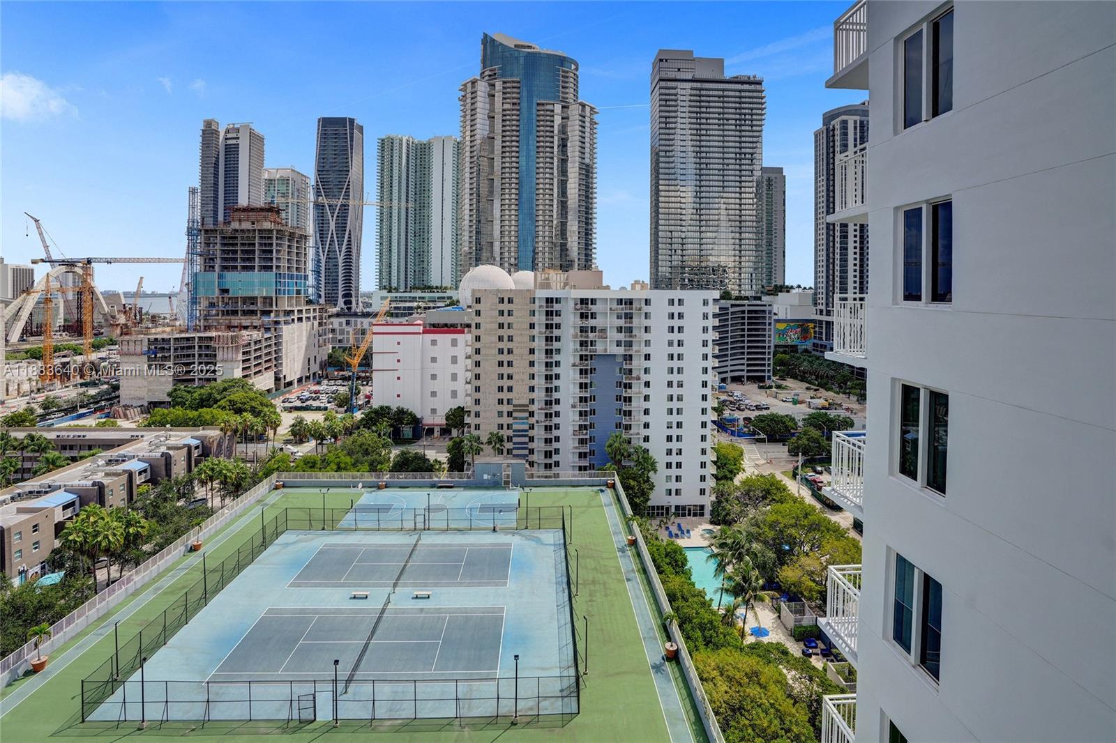 MADISON DOWNTOWN CONDO - Residential