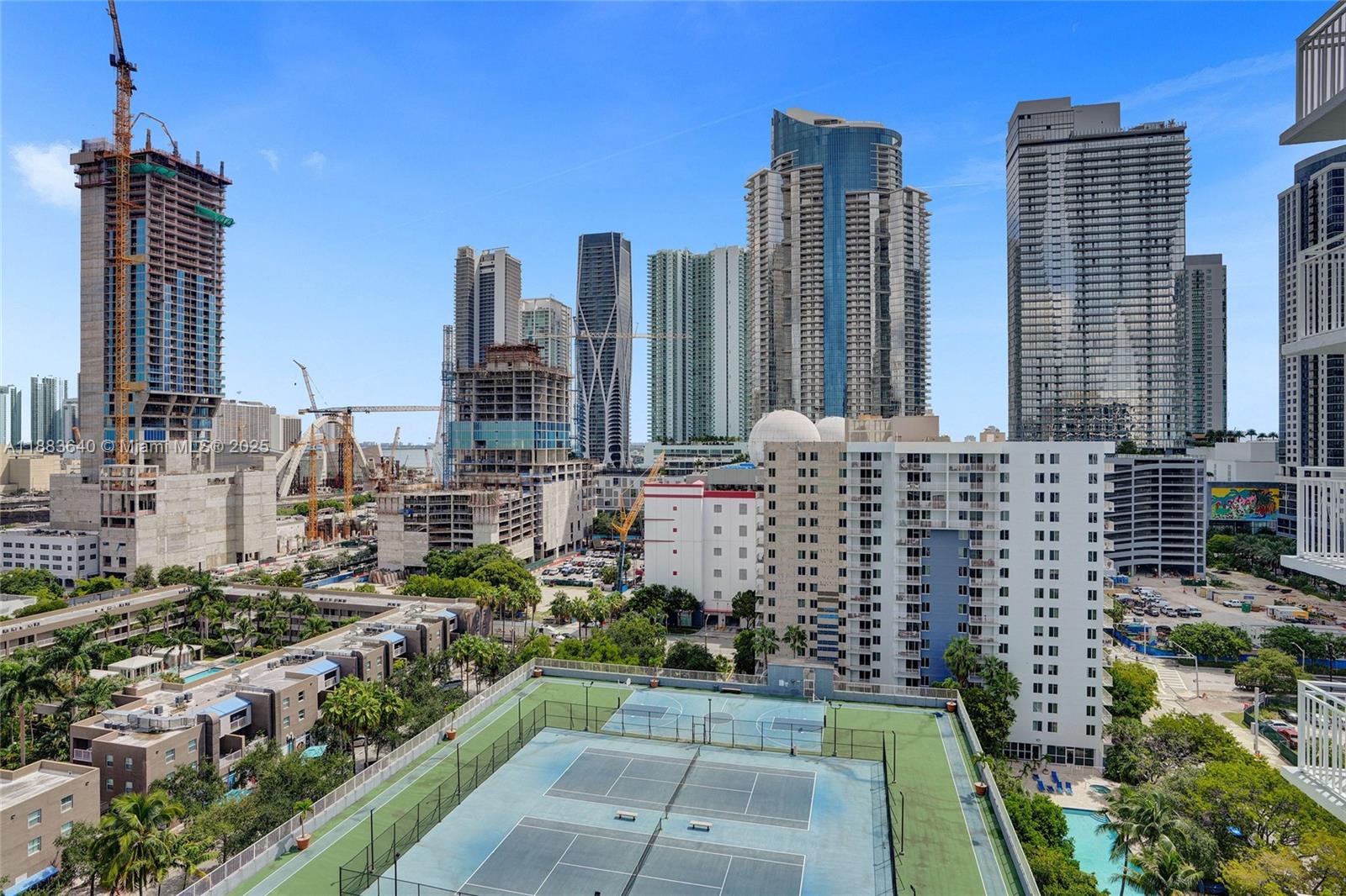 850 N Miami Ave W-1810