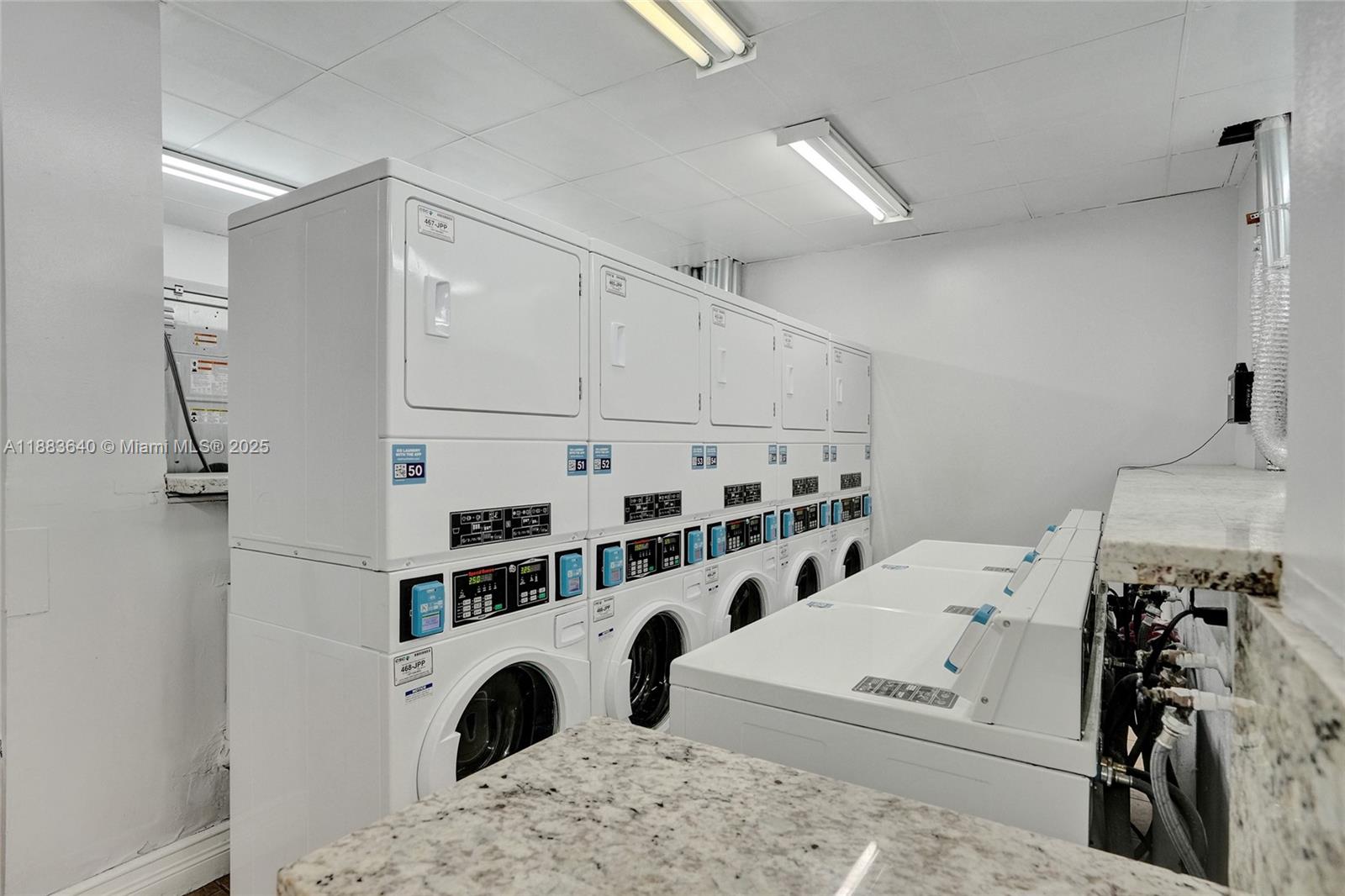 MADISON DOWNTOWN CONDO - Residential