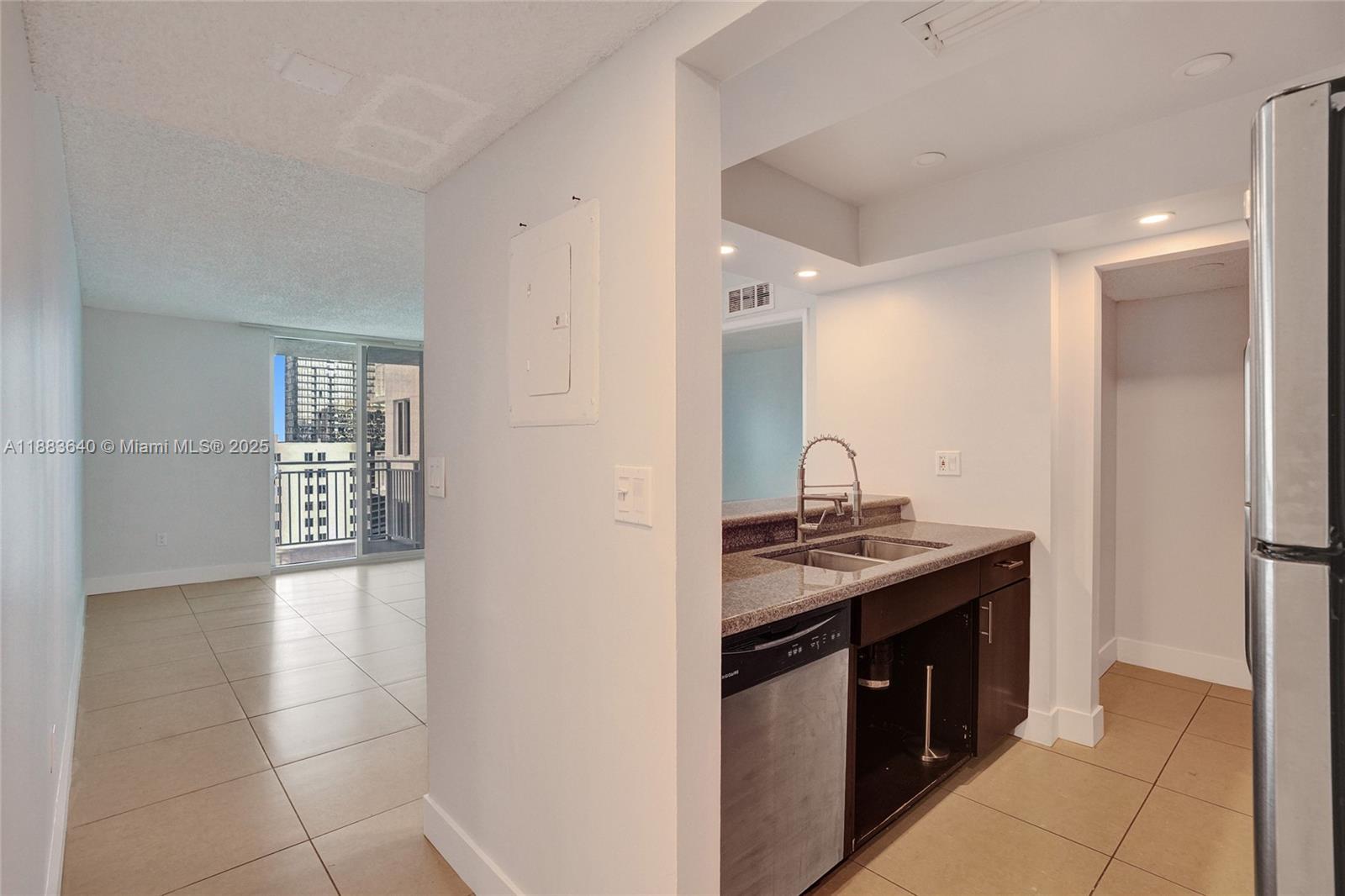 850 N Miami Ave W-1810