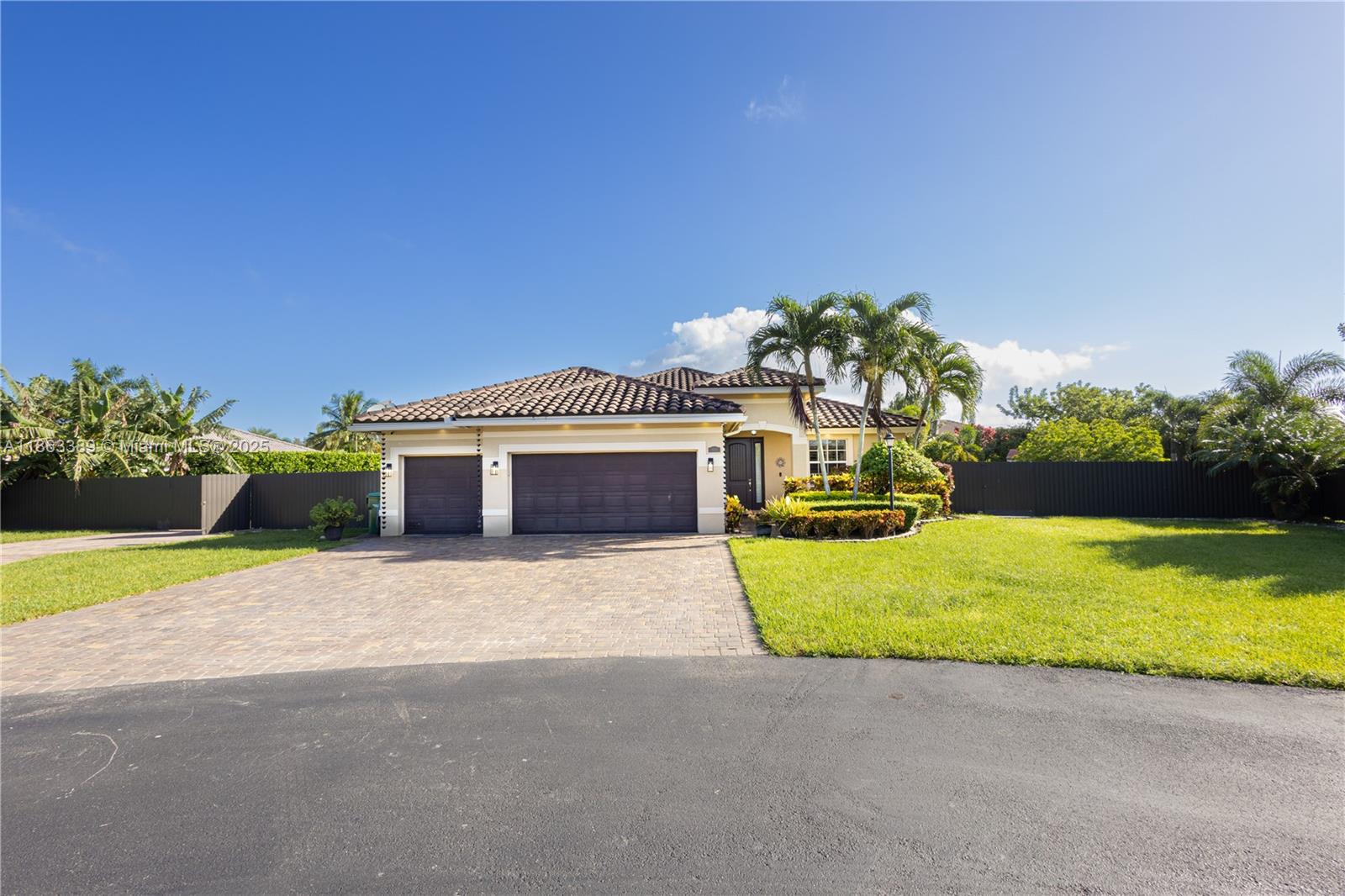 Beautiful 4-Bedroom Pool Home in Homestead!
Welcome to your dream rental! This spacious 4 bed / 3 bath home with over 2,400 sq. ft. sits on a large half-acre lot with no HOA. Featuring an open-concept layout, modern kitchen, and high ceilings, this home is perfect for family living and entertaining. Enjoy your private swimming pool, large backyard, and covered patio—ideal for gatherings or simply relaxing. Conveniently located near shopping, dining, great schools, and with easy access to US-1 and the Florida Turnpike.
This is a rare opportunity to lease a luxury property with plenty of space, privacy, and elegance in a desirable Homestead neighborhood.