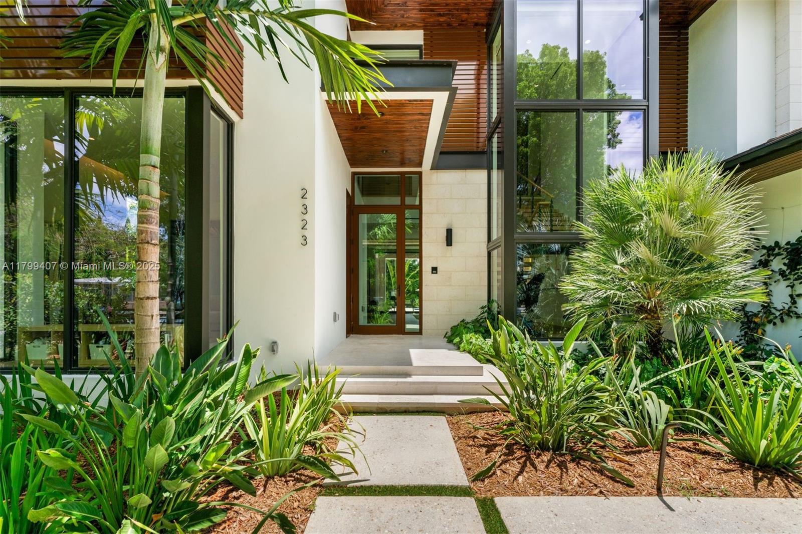 BRICKELL HAMMOCK UN 1 - Residential