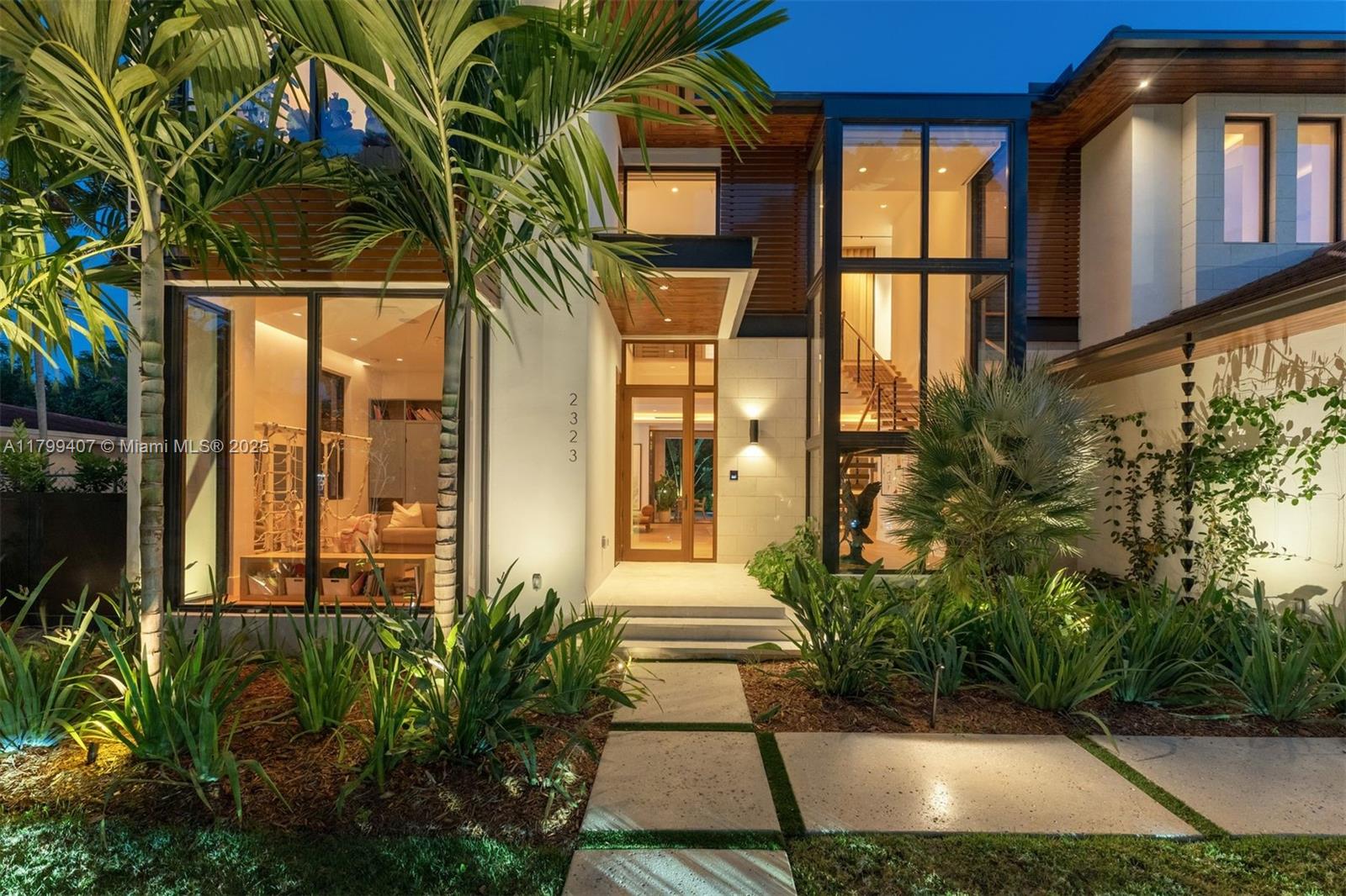 BRICKELL HAMMOCK UN 1 - Residential