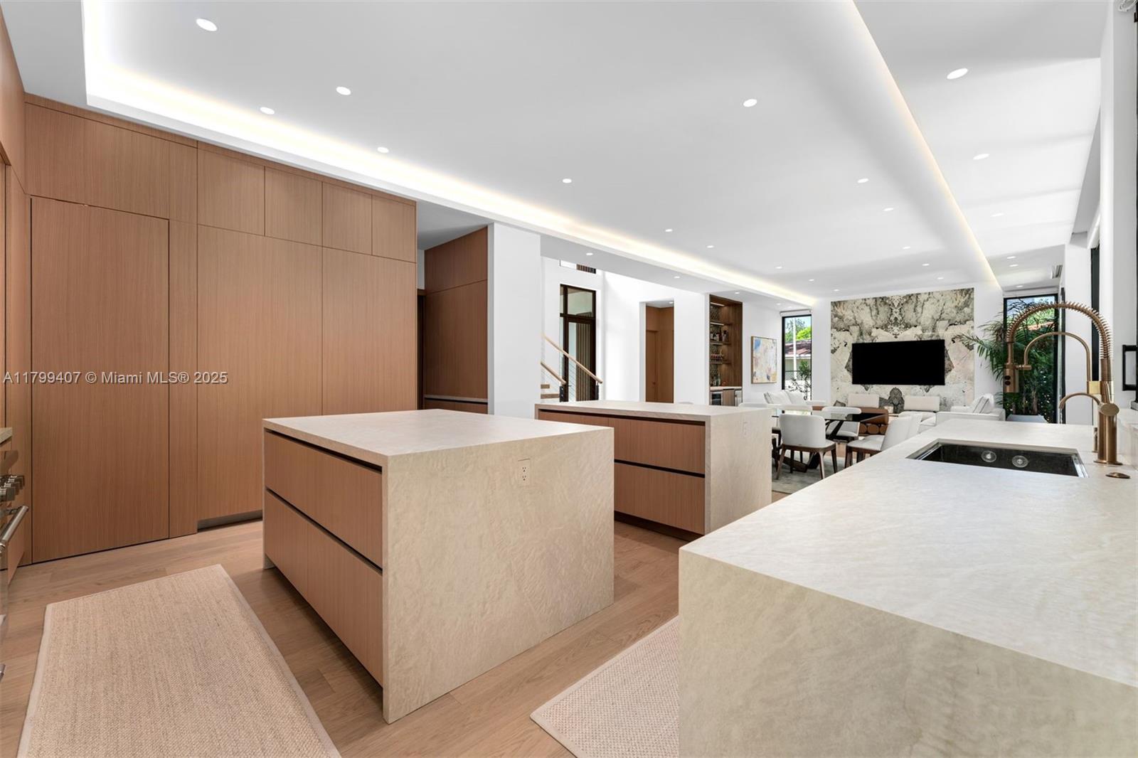 BRICKELL HAMMOCK UN 1 - Residential