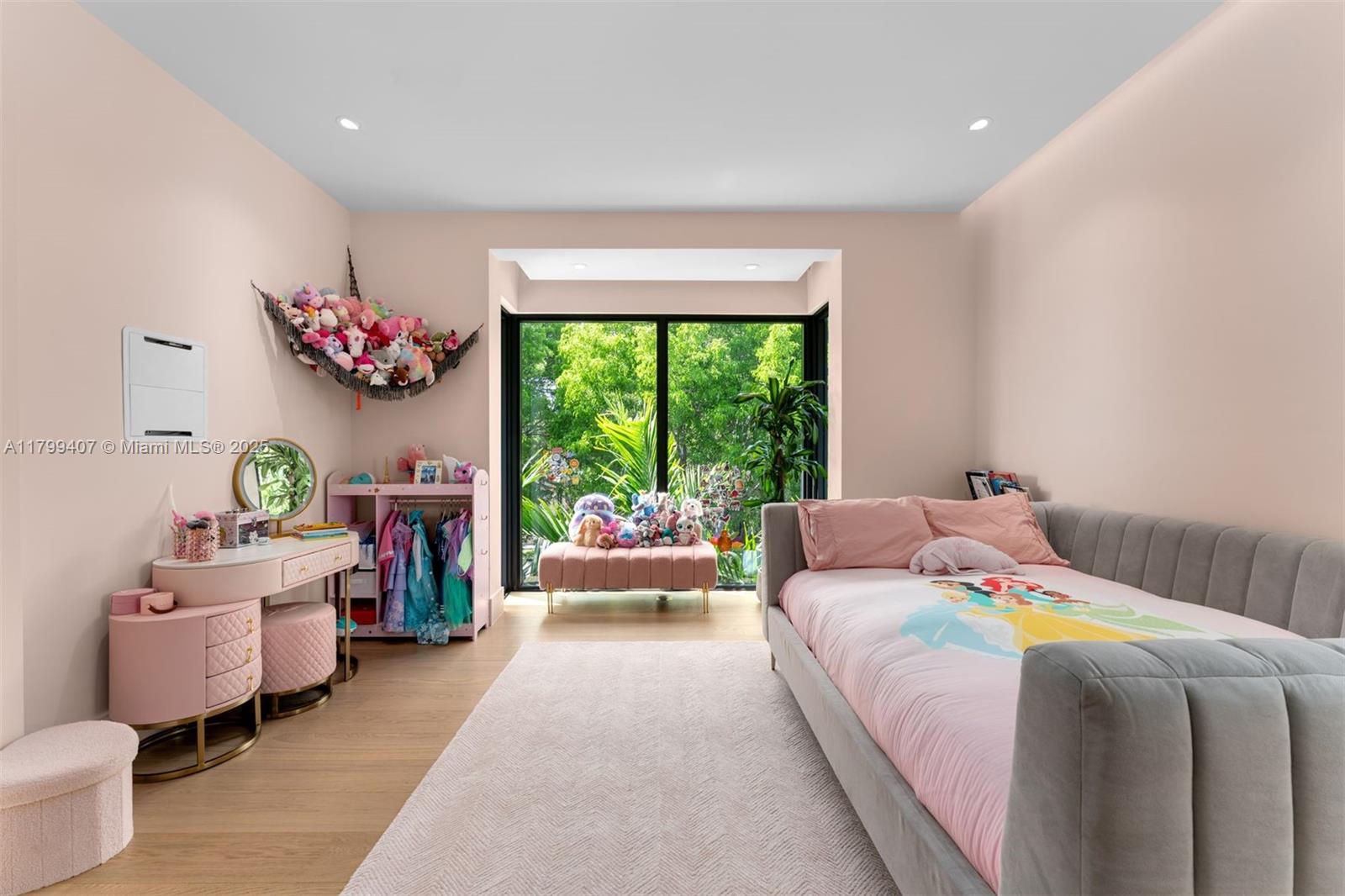 BRICKELL HAMMOCK UN 1 - Residential