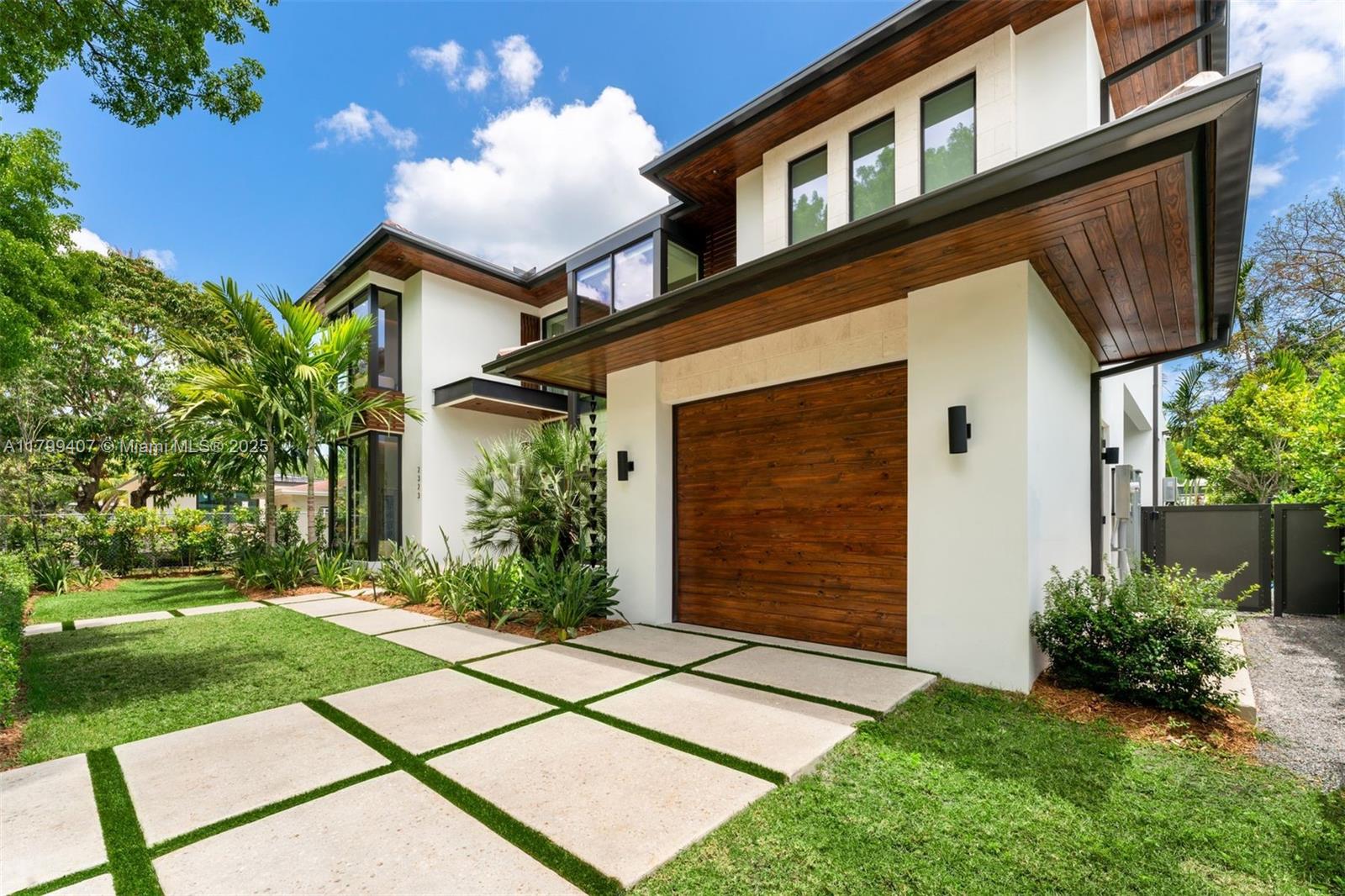 BRICKELL HAMMOCK UN 1 - Residential