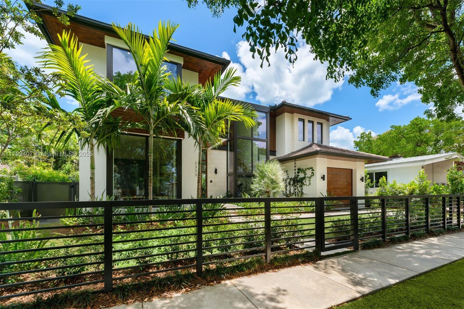BRICKELL HAMMOCK UN 1 - Residential
