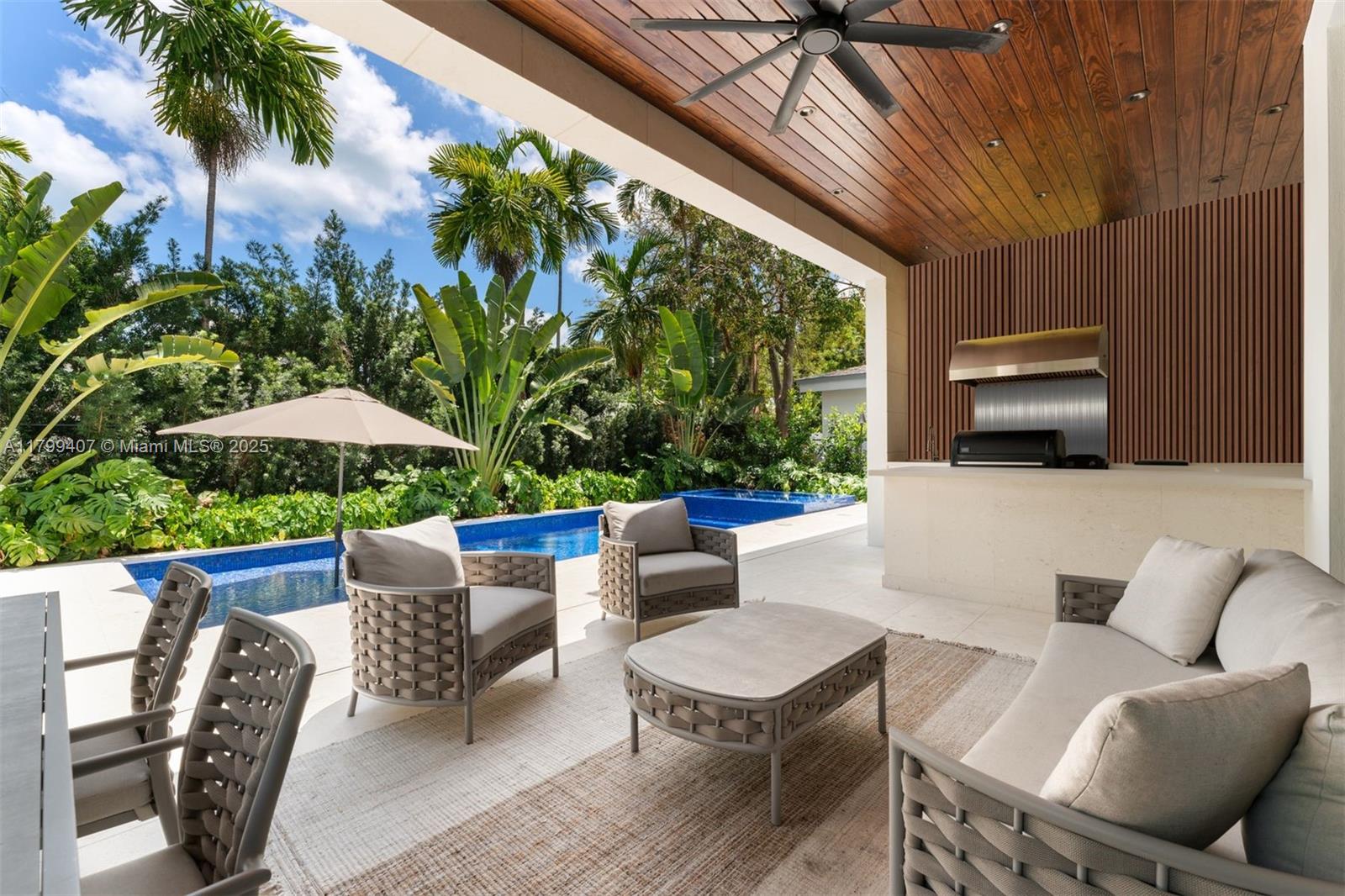 BRICKELL HAMMOCK UN 1 - Residential