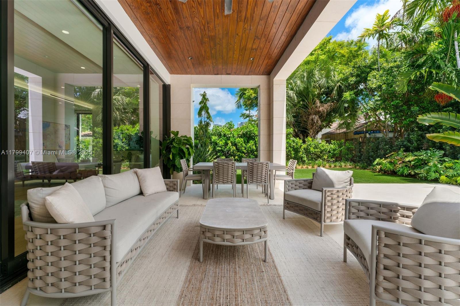 BRICKELL HAMMOCK UN 1 - Residential