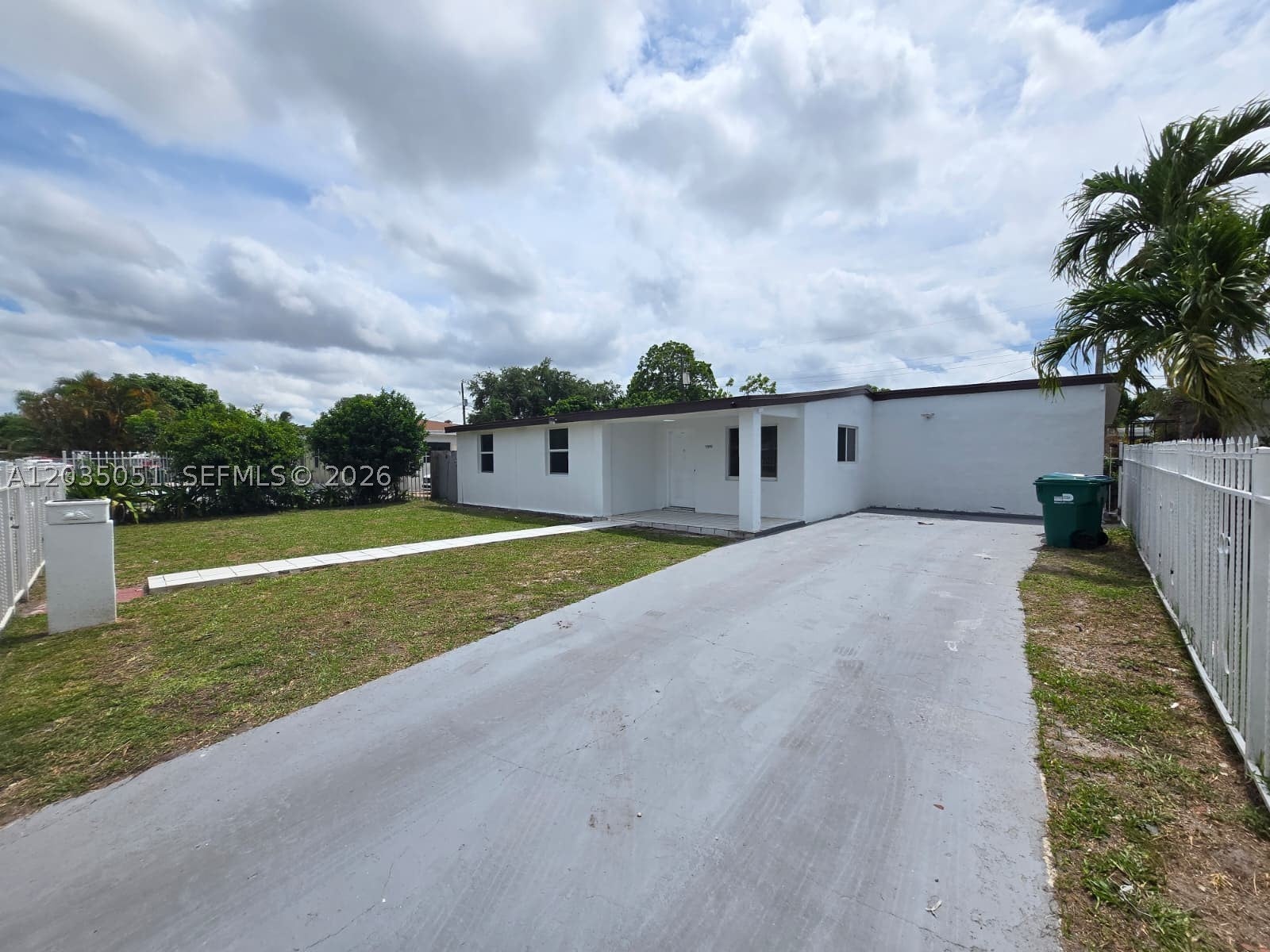 9590 NW 32nd Ct