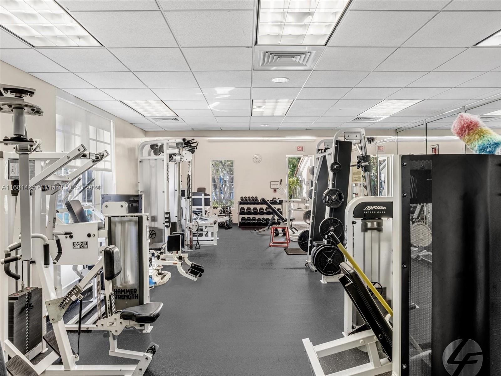 AVENTURA LAKES - PHASE II - Residential