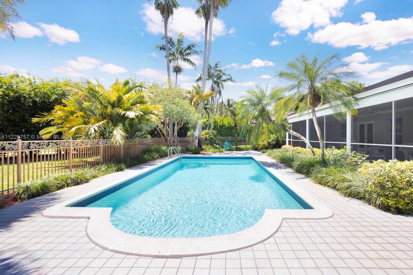 WARWICK GROVE ESTATES - Residential