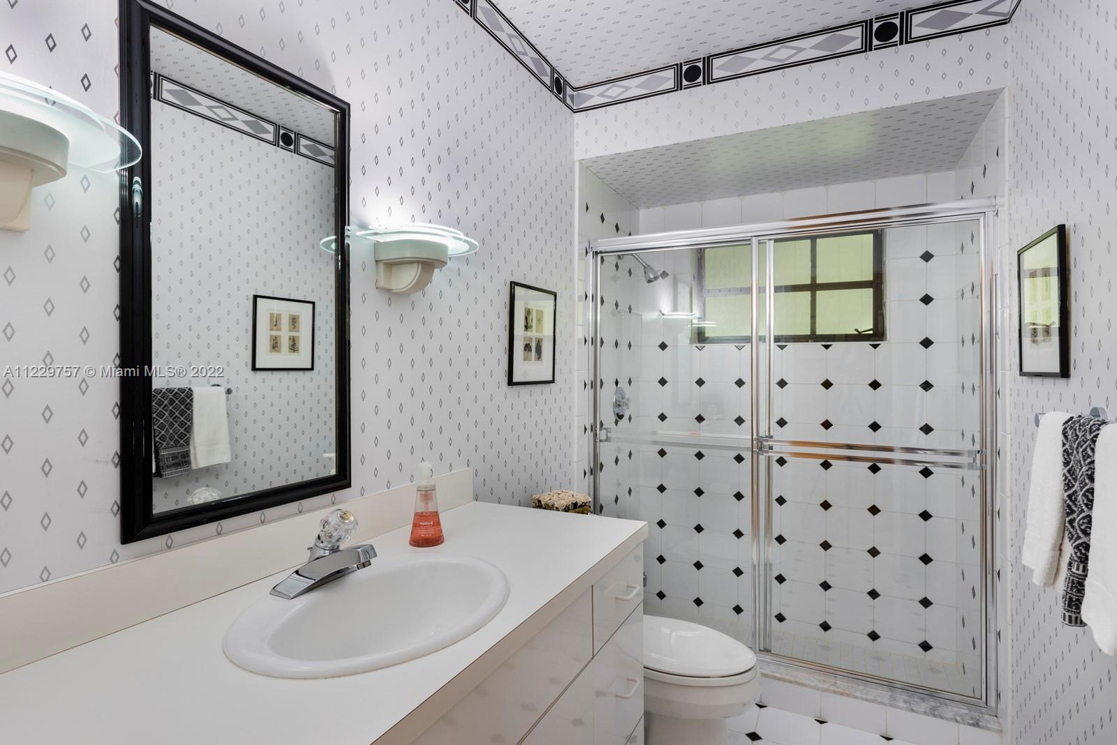 WARWICK GROVE ESTATES - Residential