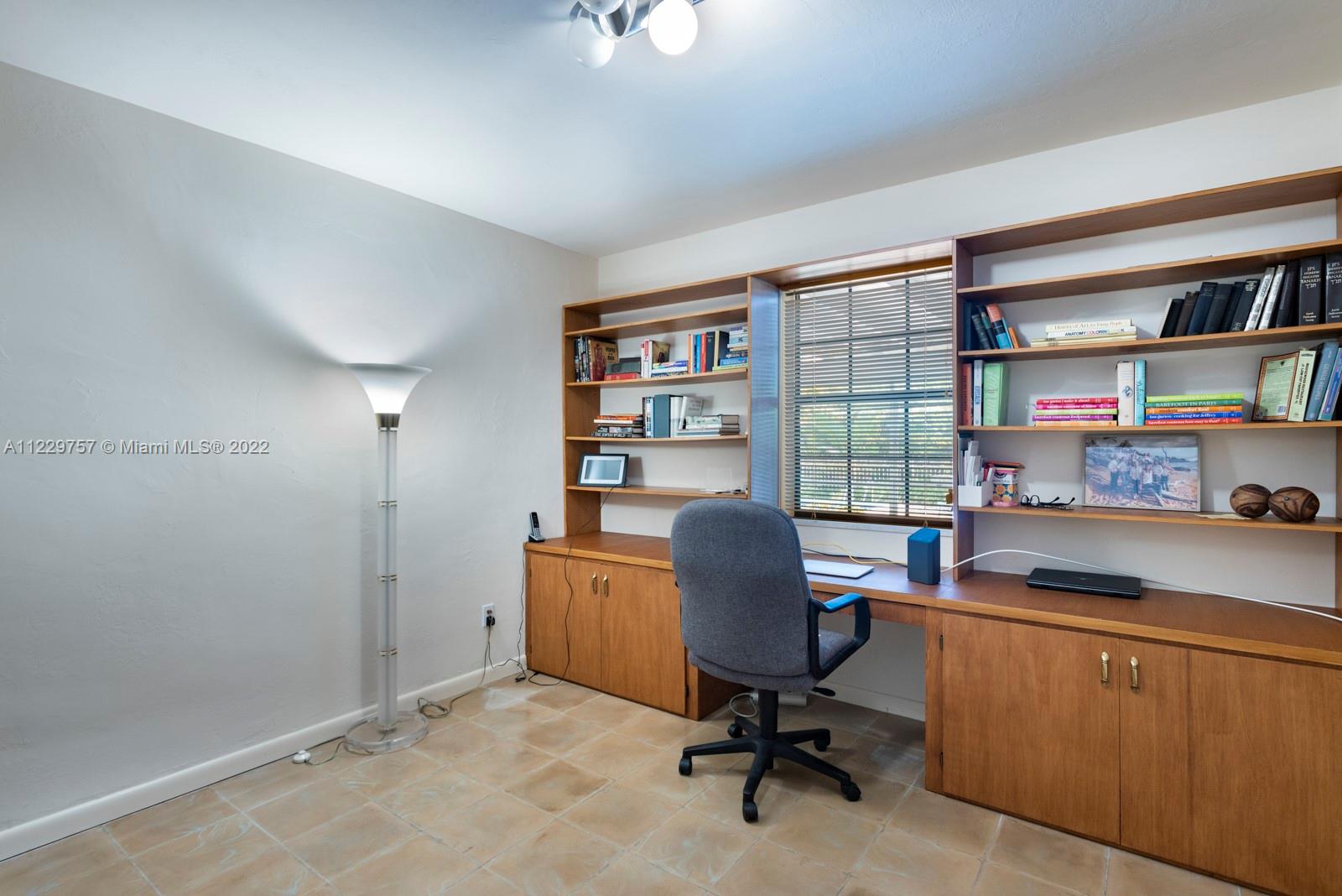 WARWICK GROVE ESTATES - Residential