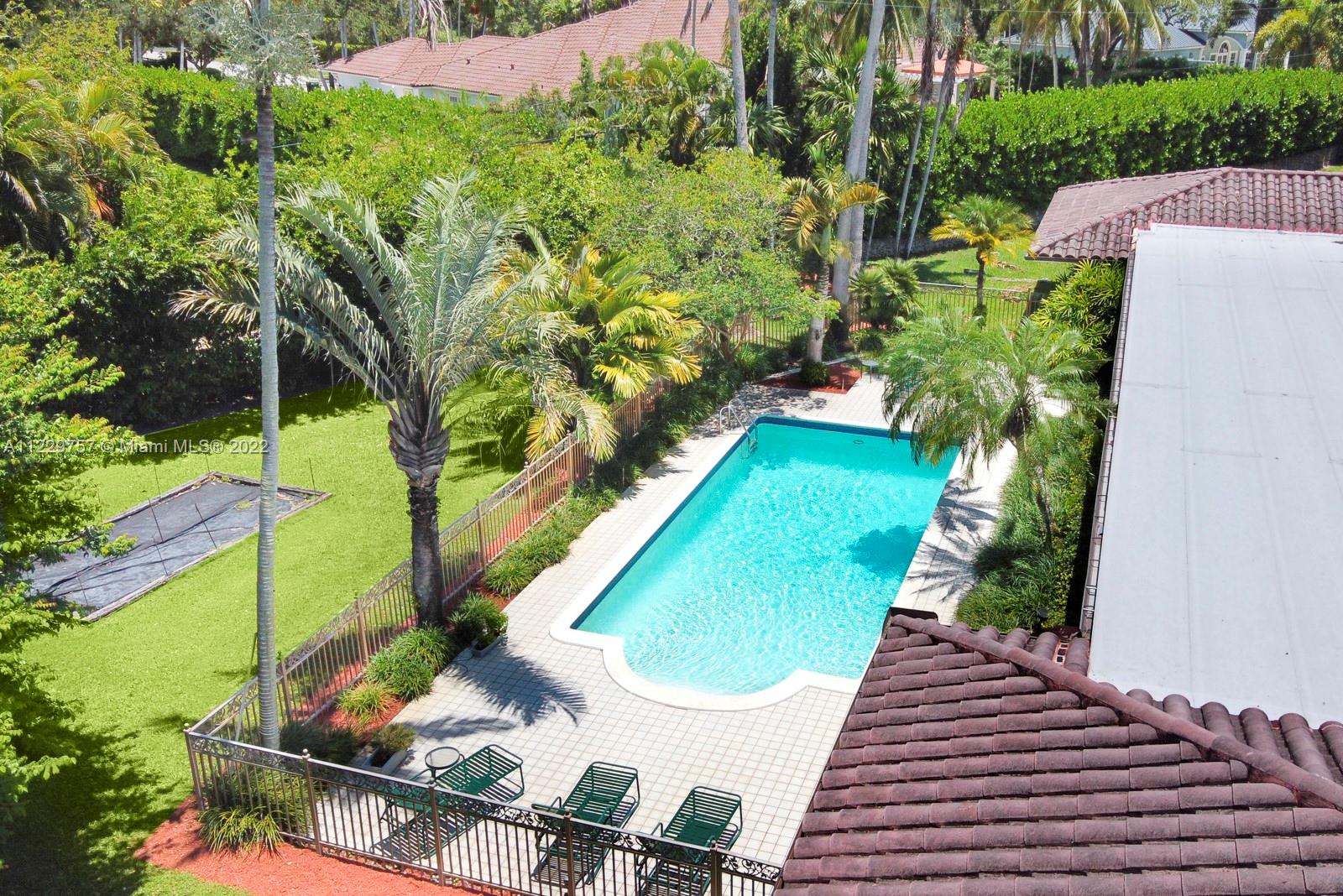 WARWICK GROVE ESTATES - Residential