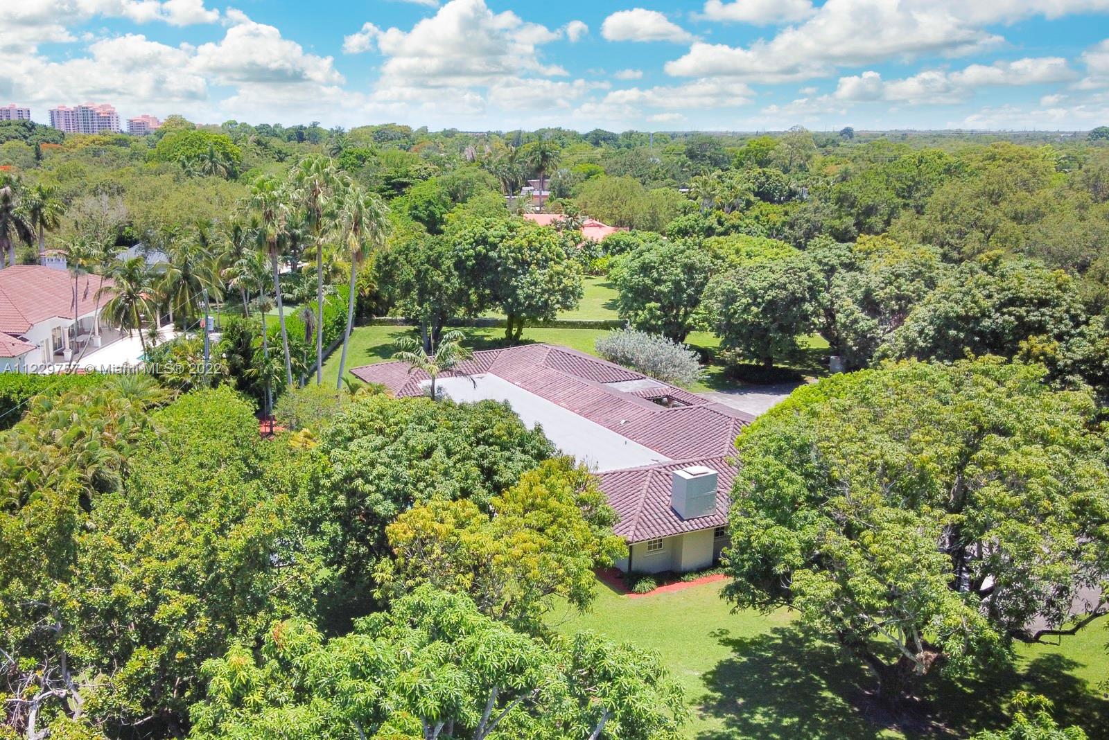 WARWICK GROVE ESTATES - Residential