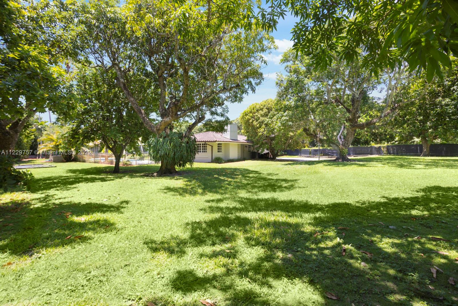 WARWICK GROVE ESTATES - Residential